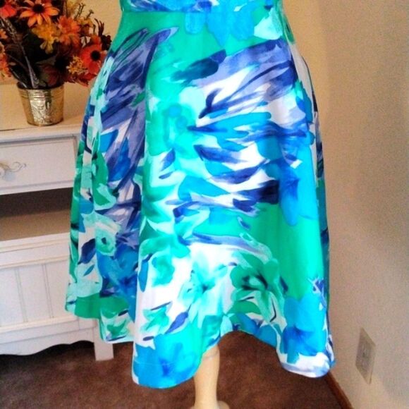 Donna Morgan Fit and Flare Dress - Picture 4 of 13